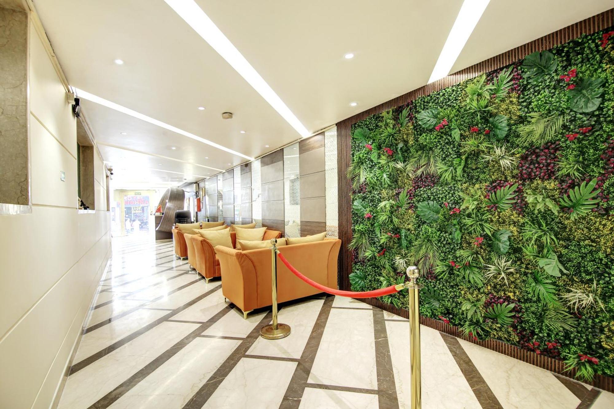 Hotel Neu Villa - Near Connaught Place & New Delhi Railway Station Exteriör bild