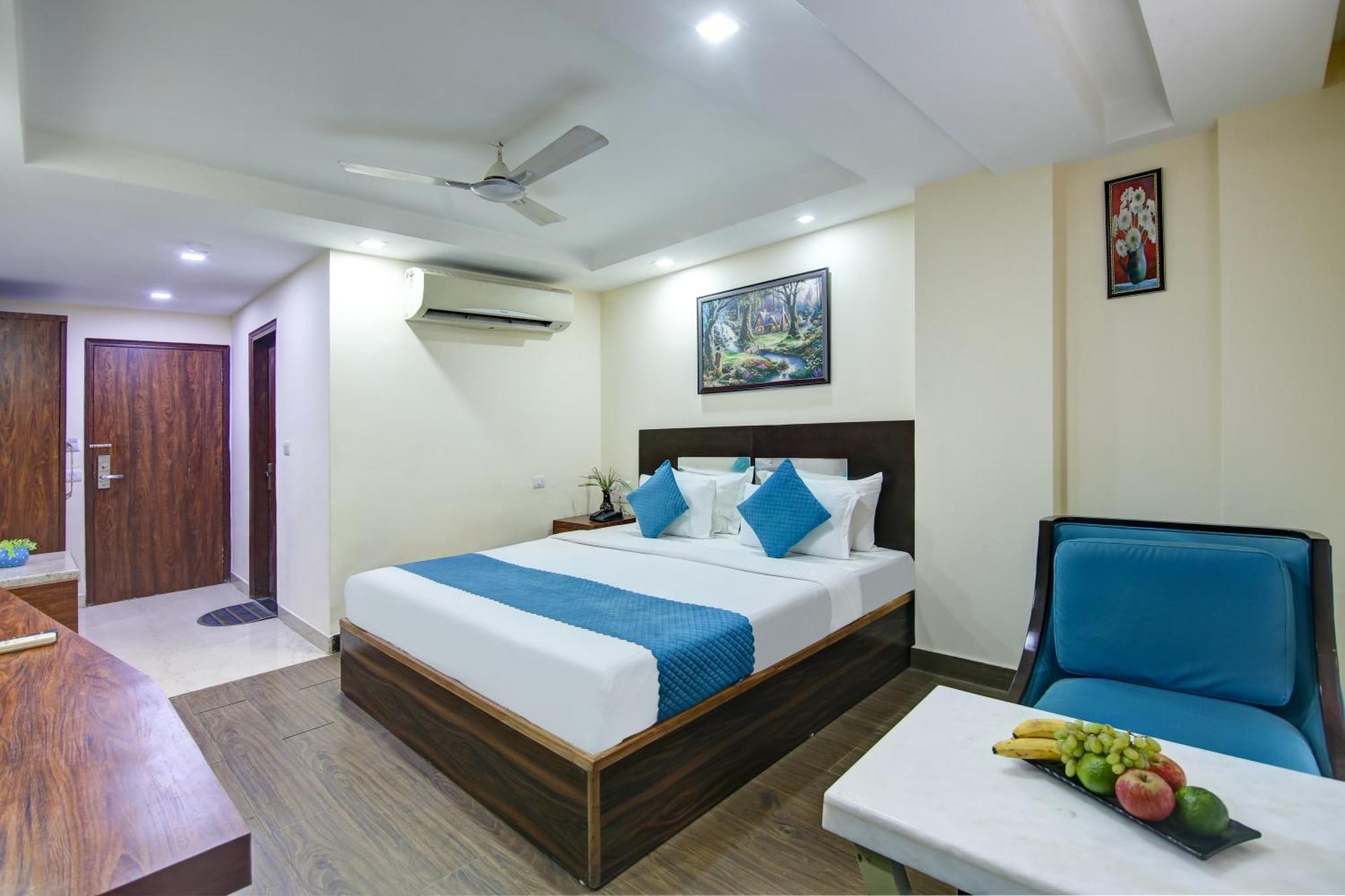 Hotel Neu Villa - Near Connaught Place & New Delhi Railway Station Exteriör bild