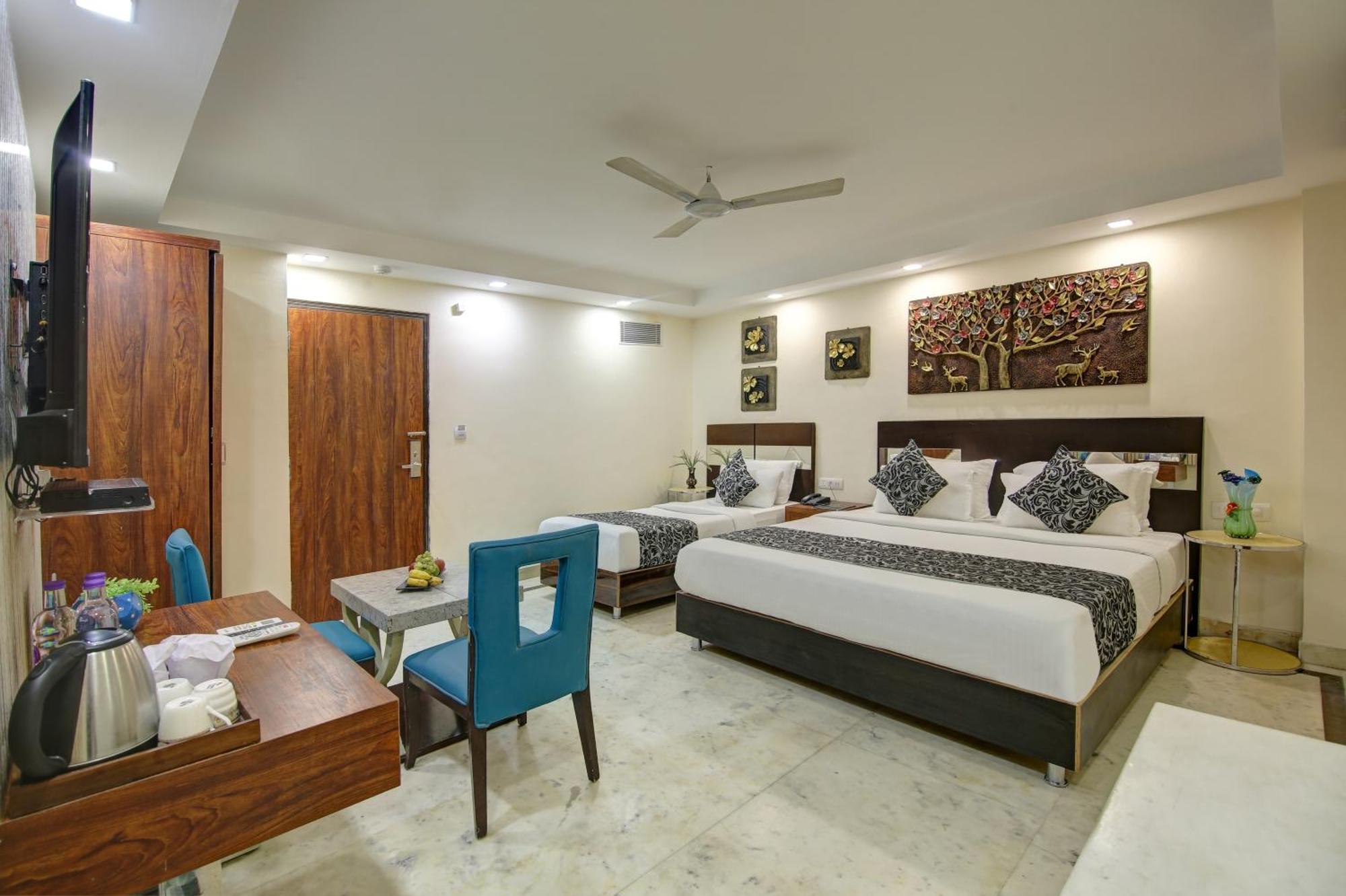 Hotel Neu Villa - Near Connaught Place & New Delhi Railway Station Exteriör bild
