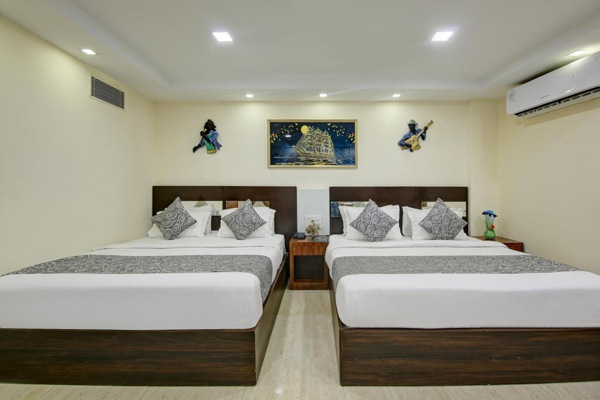 Hotel Neu Villa - Near Connaught Place & New Delhi Railway Station Exteriör bild